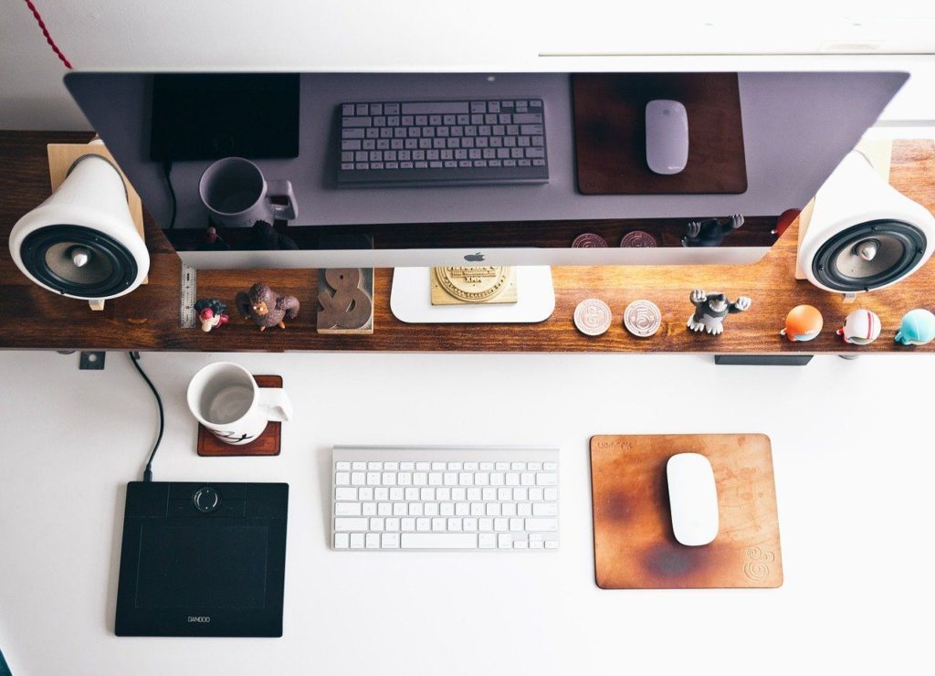 Home Office, stilvoll eingerichtet