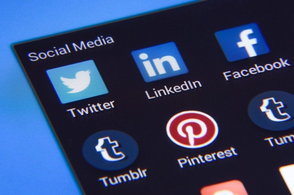 Social Media App, Übersicht auf Smartphone