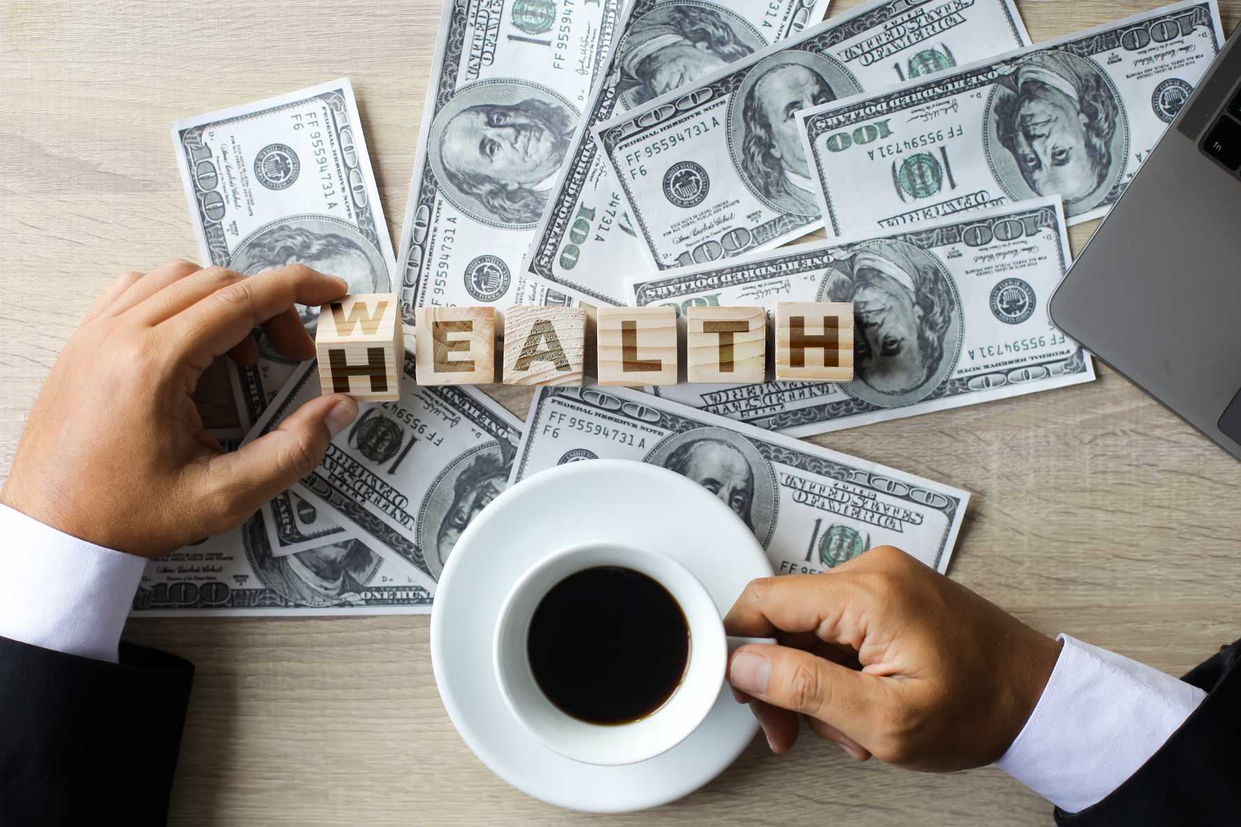 Health, Wealth, Gesundheit, finanzieller Wohlstand, US-Banknoten