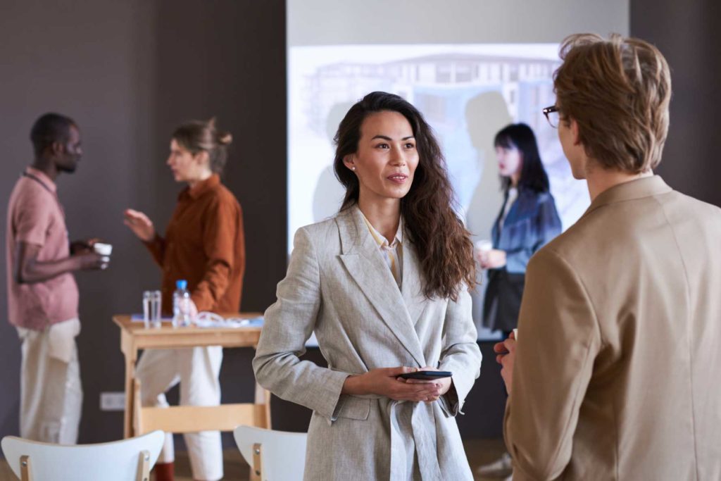 Network Marketing: Meeting, Menschen treffen sich