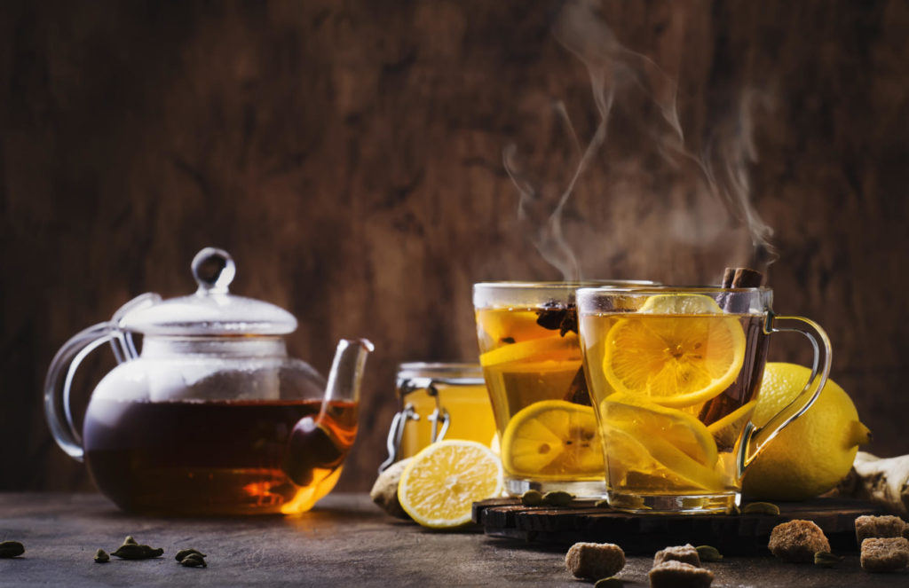 Winter- oder Herbst-Tee, mit Ginger Honig (Stockfoto)